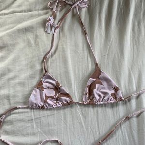 Acacia humuhumu top color: South Pacific